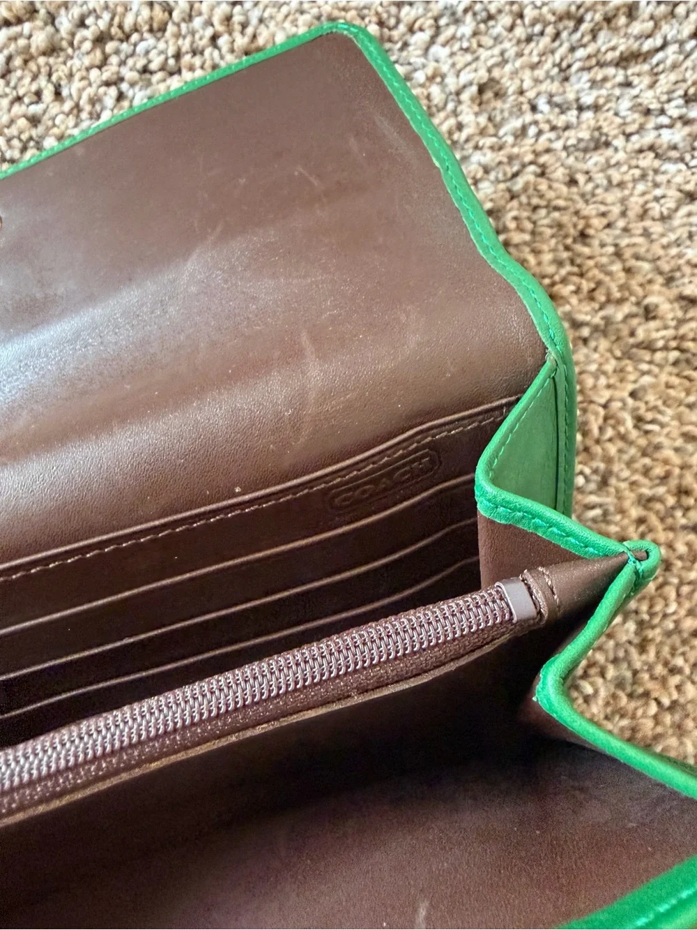 COACH Vintage Kelly Green Leather Envelope Wallet Style #4847 EVC